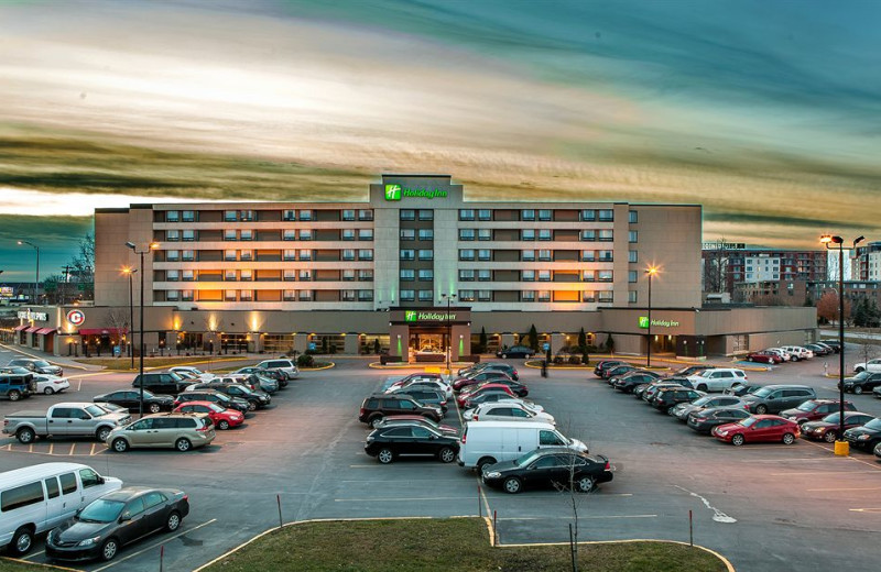 Exterior view of Holiday Inn Laval - Montreal