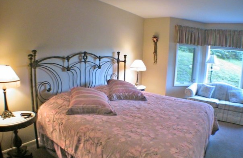 King suite at Birch Ridge Inn.