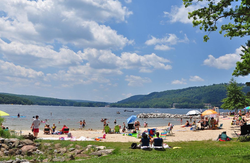 Beach at Taylor-Made Deep Creek Vacations.