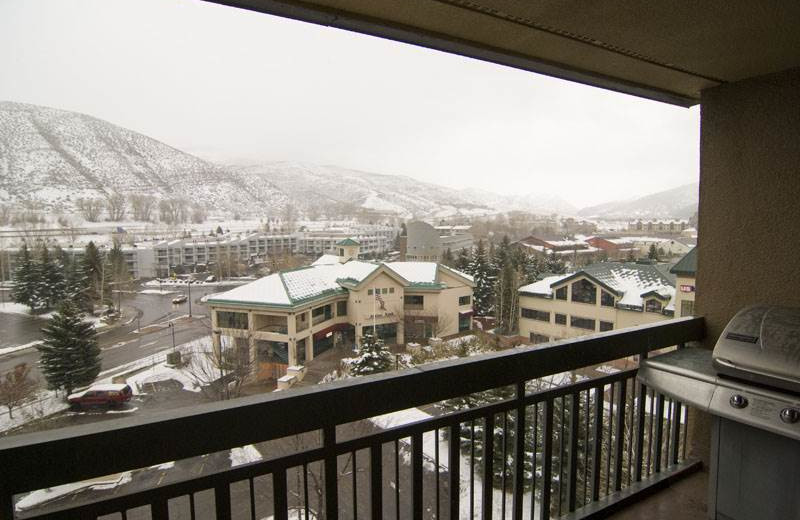 Rental balcony at Lodge At Avon Center.