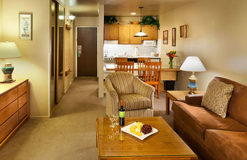 Suite interior at Aston Lakeland Village.