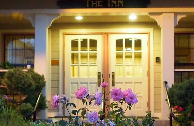 Exterior view of The Inn At Saratoga.