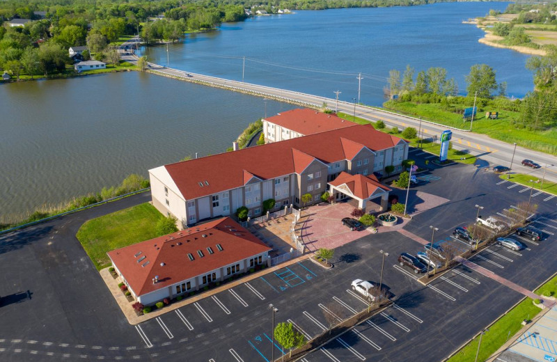 Exterior view of Holiday Inn Express 