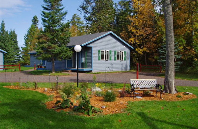 Private cabins at Mountain View Lodges.