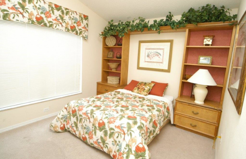 Vacation rental bedroom at Elite Vacation Homes.