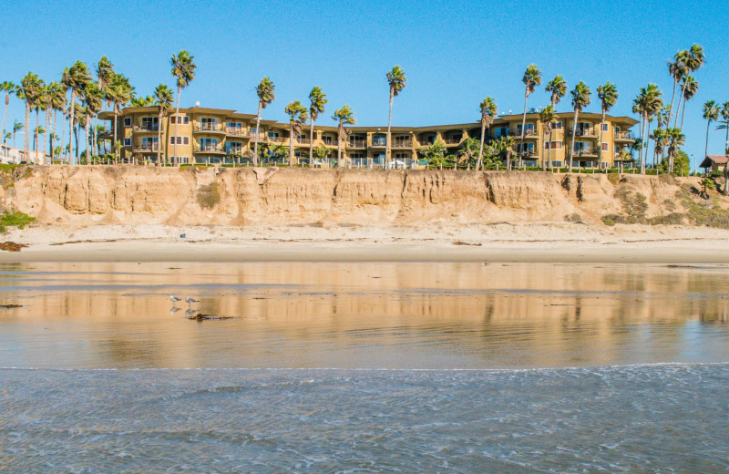 Exterior view of Pacific Terrace Hotel.