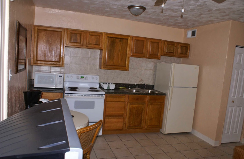 Guest kitchen at Daytona Shores Inn and Suites.