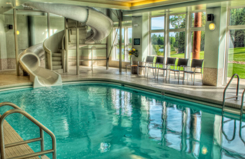 Indoor pool at Elk Ridge Resort.