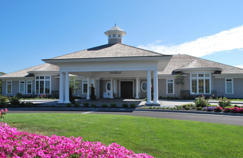 Clubhouse at Boothbay Harbor Oceanside Golf Resort.