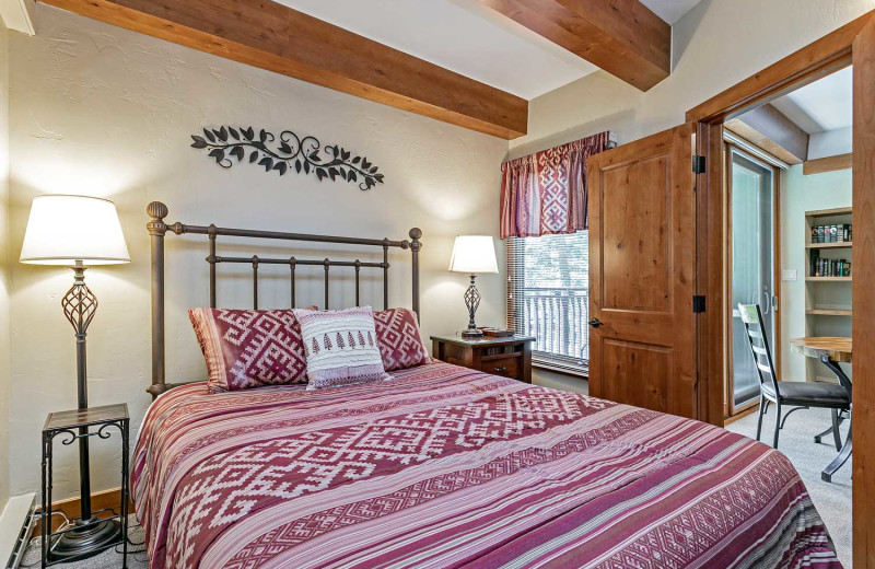 Guest bedroom at Antlers at Vail.