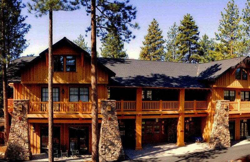 Exterior view of FivePine Lodge.