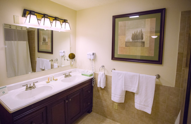 Guest bathroom at Water's Edge Inn & Conference Center.