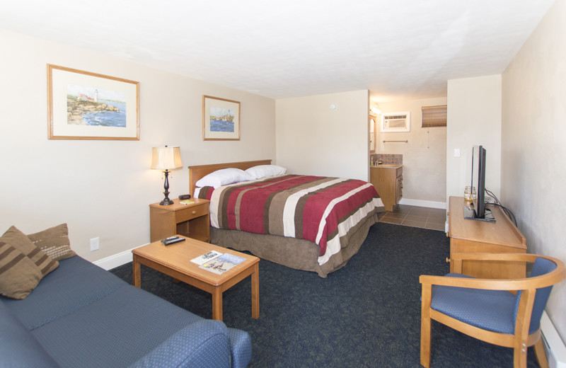 Guest room at Mark III Inn.