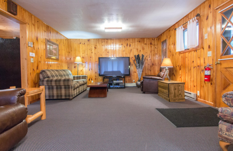 Living room at Krueger's Harmony Beach Resort.
