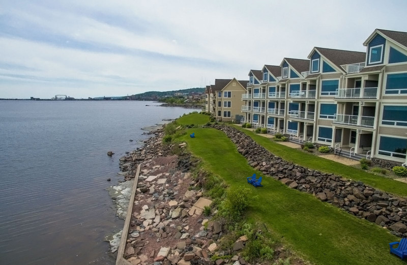 Exterior view of Beacon Pointe Resort.