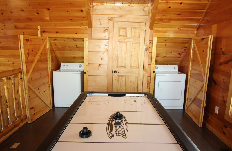 Laundry room at American Patriot Getaways - Makin' Honey.