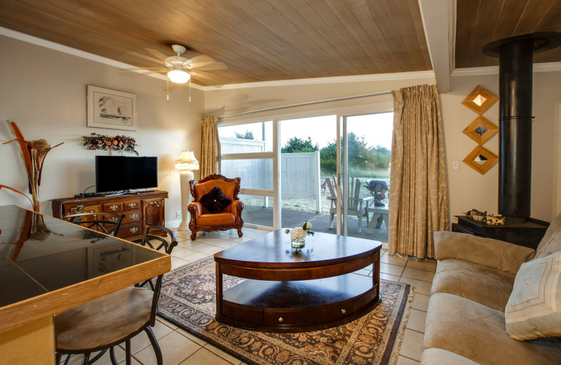 Guest living room at Beachwood Resort Condos.