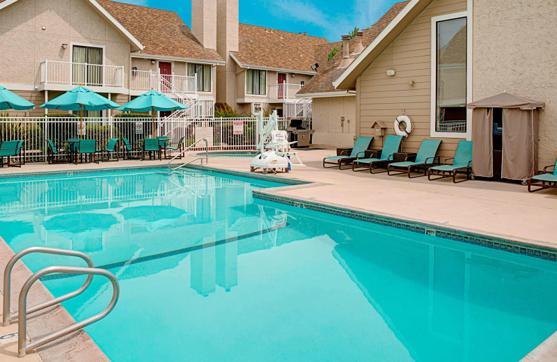 Outdoor pool at Residence Inn Sacramento Cal Expo.