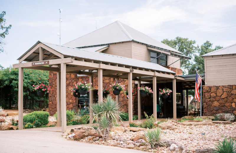 Weddings at Canyon of the Eagles Nature Park & Resort.