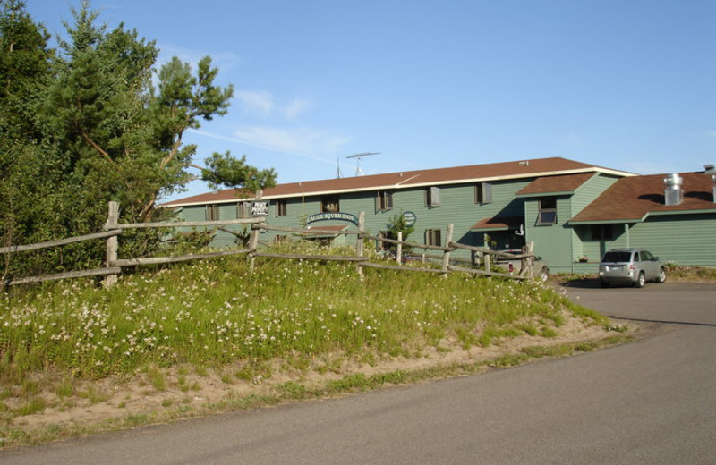 Exterior view at Eagle River Inn.