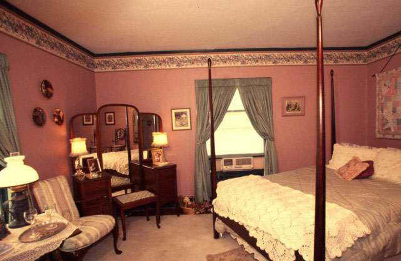 Guest room at Windom Park Bed & Breakfast.