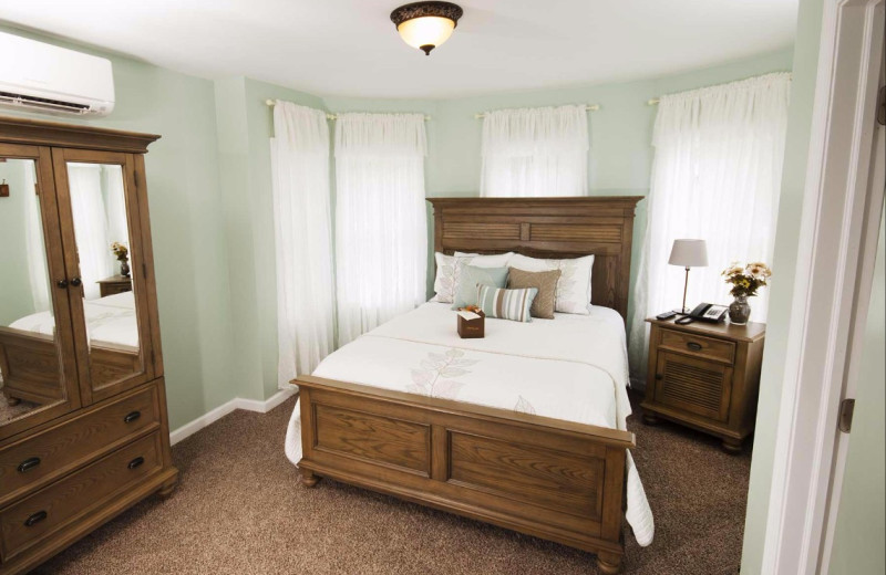 Guest room at Catskill Mountains Resort.