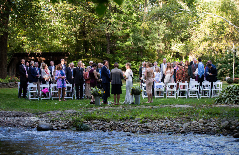The perfect wedding ceremony location at the Four Columns Inn.