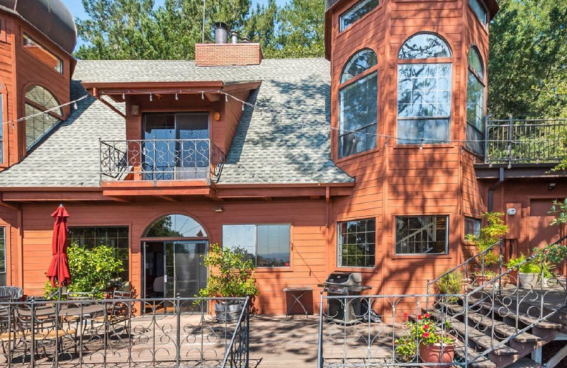 Rental exterior at Woodfield Properties.