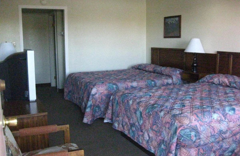 Guest room at Desert Inn Motel.