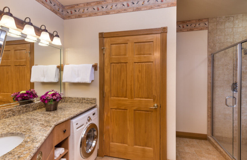 Guest bathroom at Westgate Branson Woods Resort.