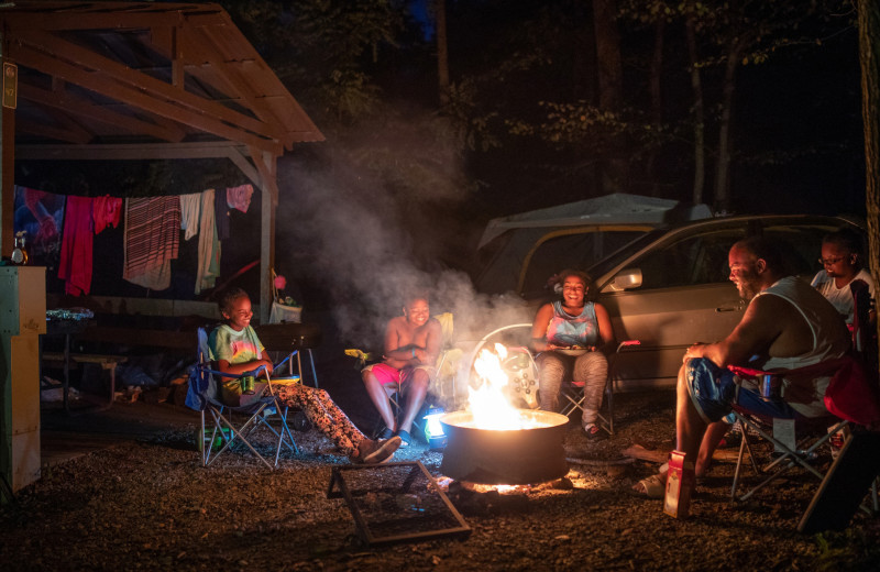 Family bonfire at Yogi Bear's Jellystone Park Luray.