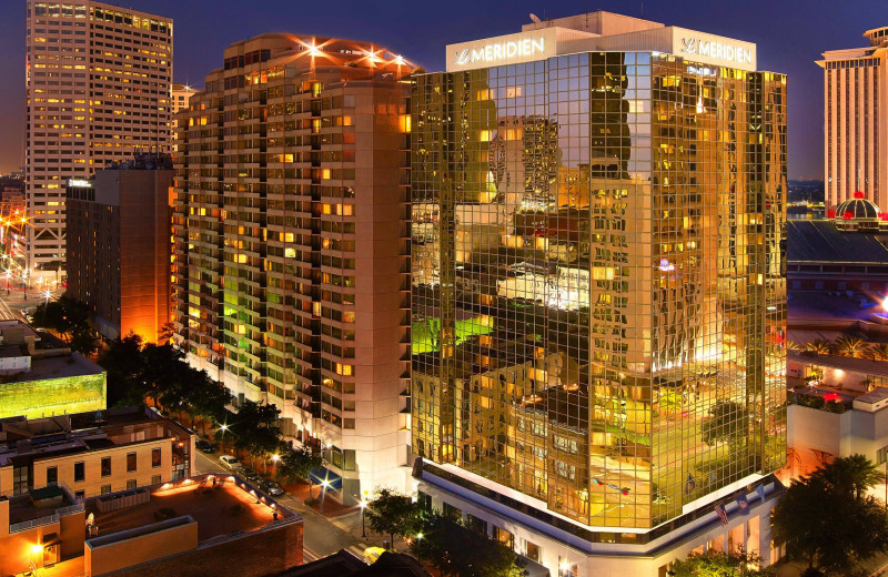 Exterior view of Hotel New Orleans Downtown.