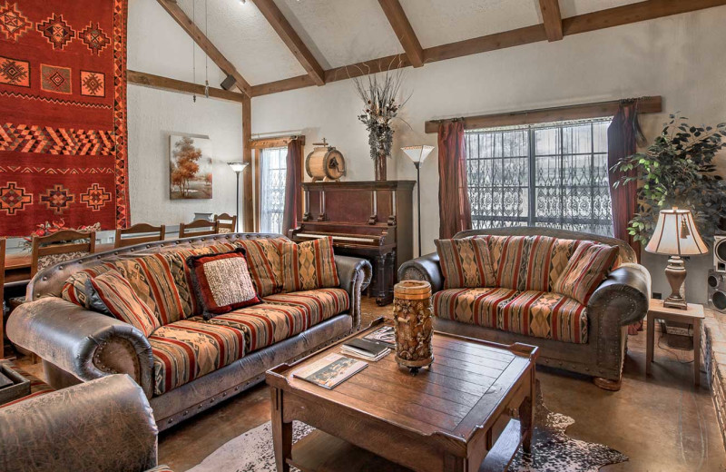 Cabin living room at Barons Creekside.