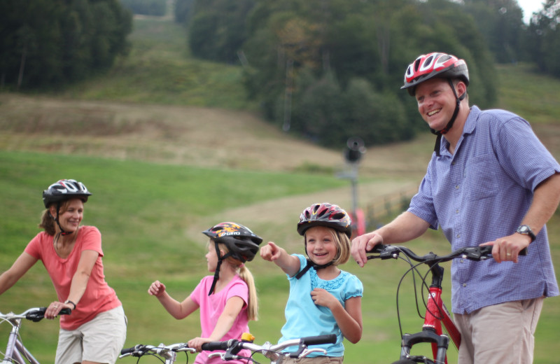 Family biking at The Lodge at Lincoln Station