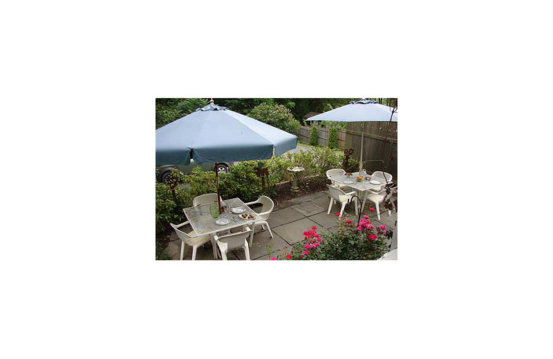 Patio at Montgomery Bed 