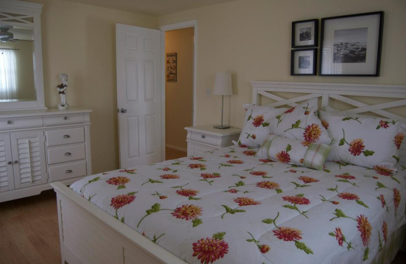 Rental bedroom at Sunset Beach Resort.