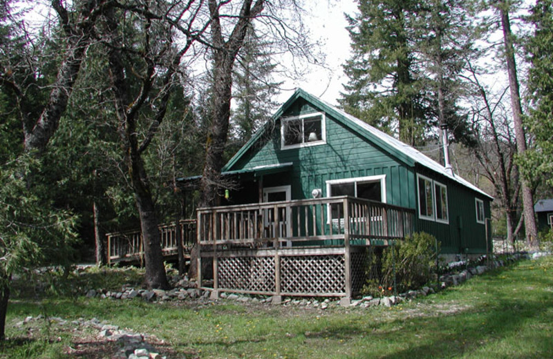 Cabin exterior at Ripple Creek Cabins.