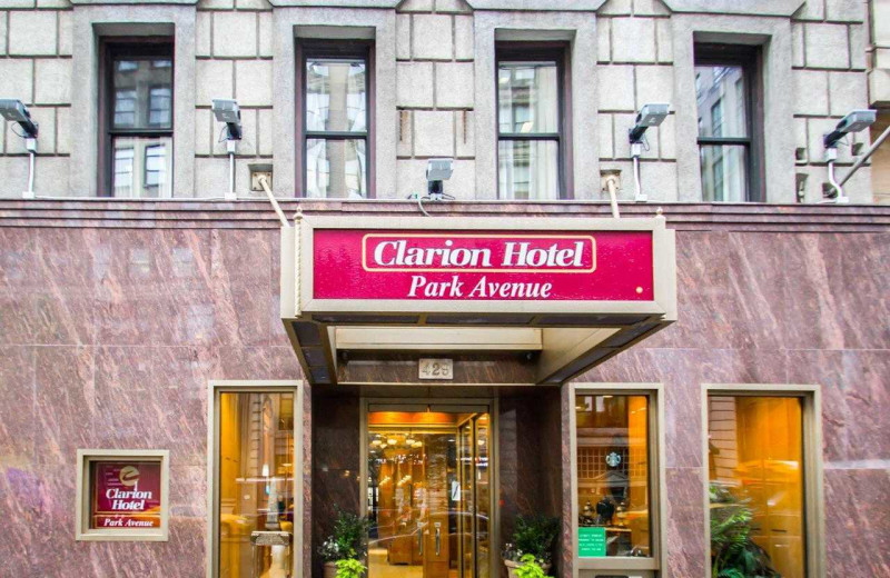 Exterior view of Clarion Hotel Park Avenue.