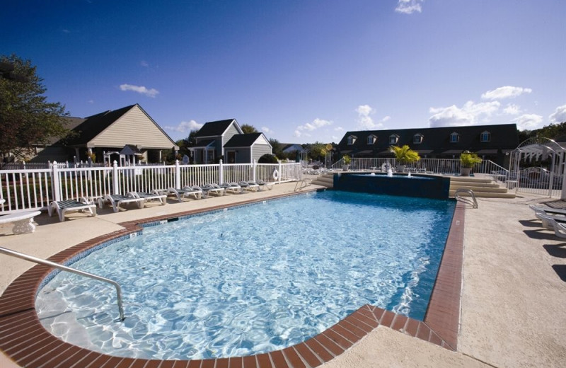 Outdoor pool at Wyndham Kingsgate.