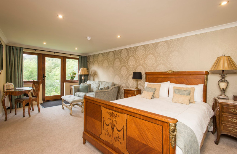 Guest room at Nanny Brow Country House.