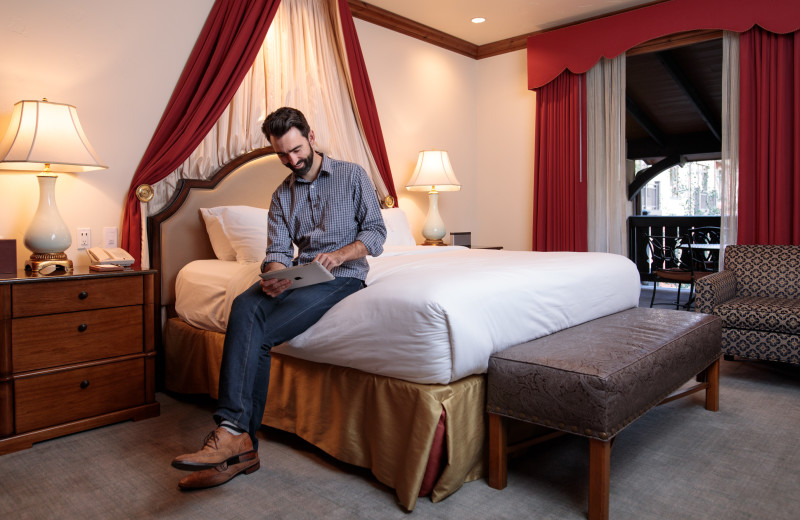 Guest room at Arrabelle at Vail Square, A RockResort.