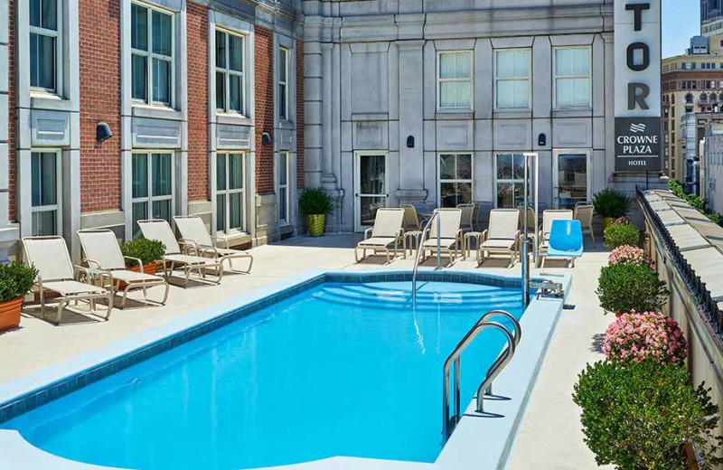 Pool at Astor Crowne Plaza – New Orleans French Quarter.