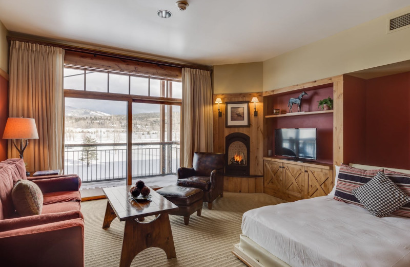 Guest room at Teton Springs Lodge.