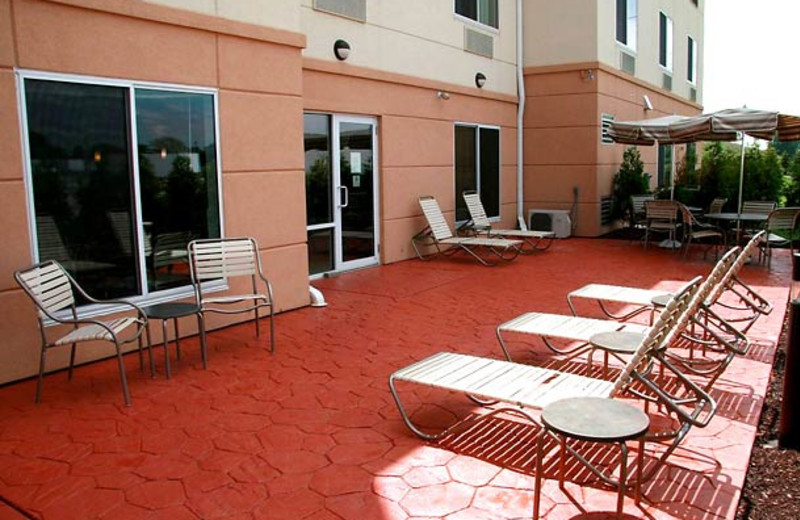 Outdoor patio at Fairfield Inn & Suites by Marriott Toledo North.