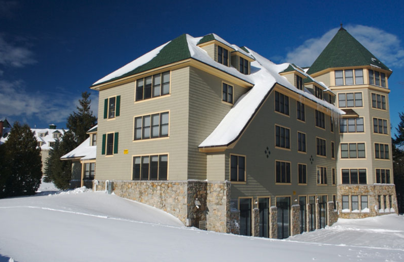 Exterior view of Golden Eagle Lodge.