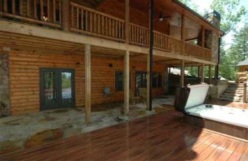 Exterior View at JP Ridgeland Cabin Rentals
