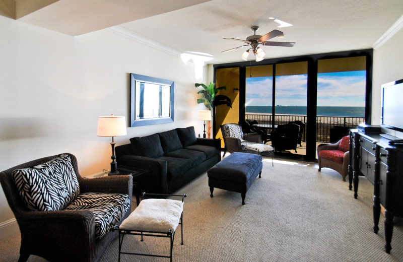 Rental living room at Dauphin Island Beach Rentals, LLC.