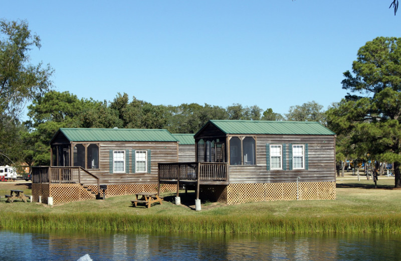 Cabin exterior at Lone Star Jellystone.