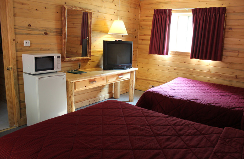 Guest room at Georgetown Mountain Inn.