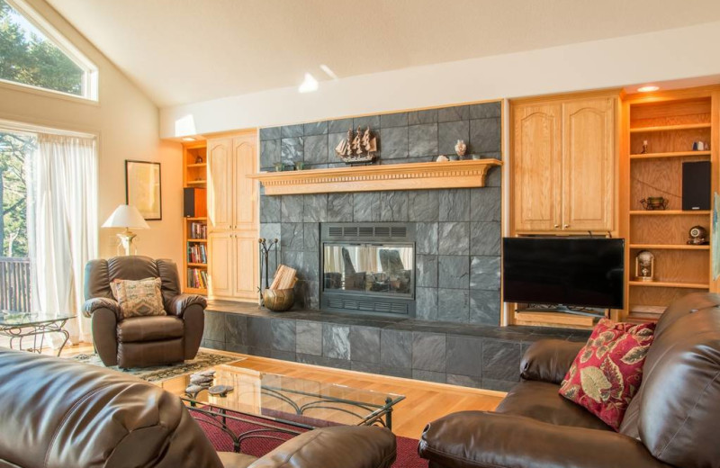 Rental living room at Kiwanda Coastal Properties.